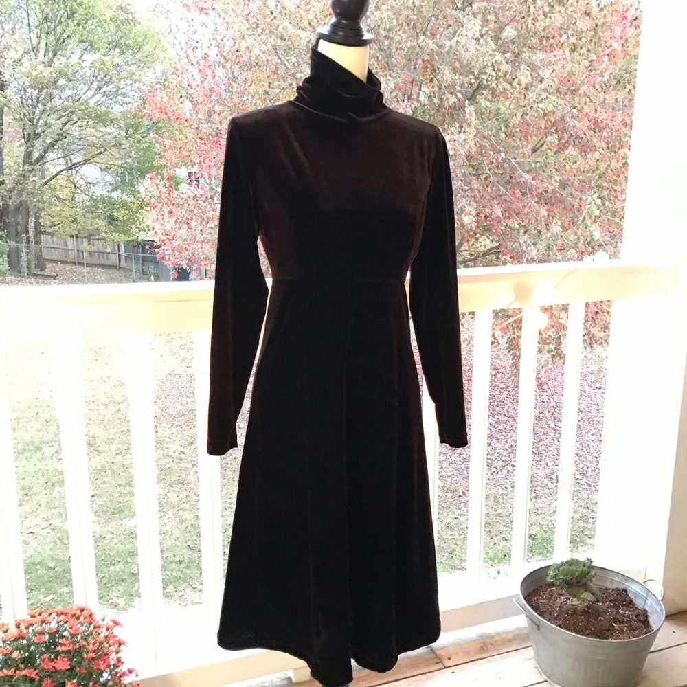 Moda Intl Vintage Black Velvet Dress Long Sleeve S